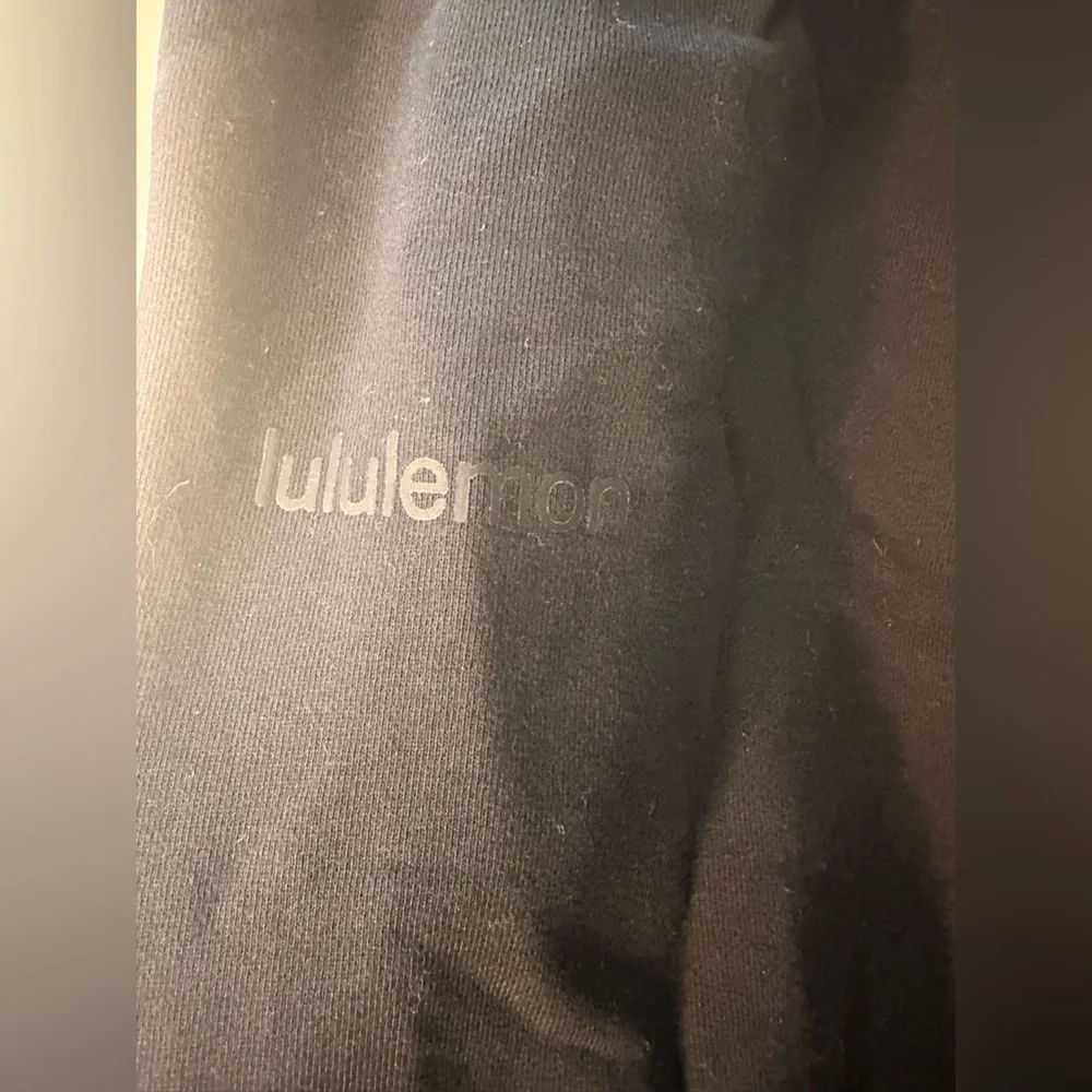 LULULEMON Black Jogger Pants with Pockets Women's Size 4